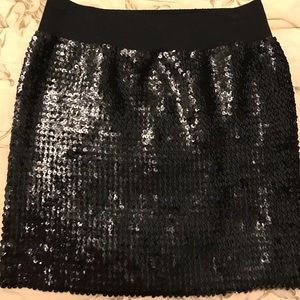 Lily White Sequined black mini skirt
